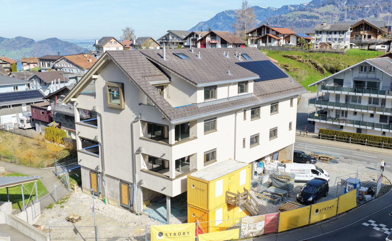 Mehrfamilienhaus Klewenstock, Emmetten NW, Handwerkerzmittag